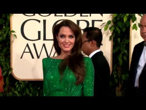VIDEO : Nacionalistas japoneses dicen que Angelina Jolie es 