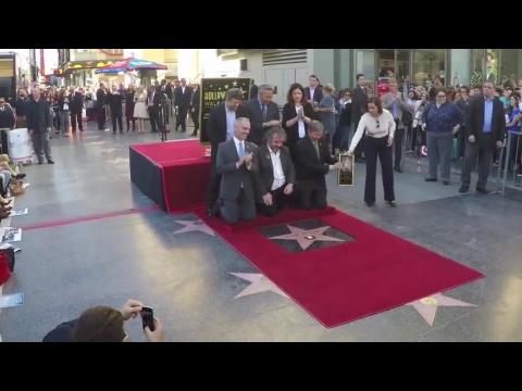 VIDEO : Peter Jackson Is Joined By His Cast As He Receives A Hollywood Walk of Fame Star