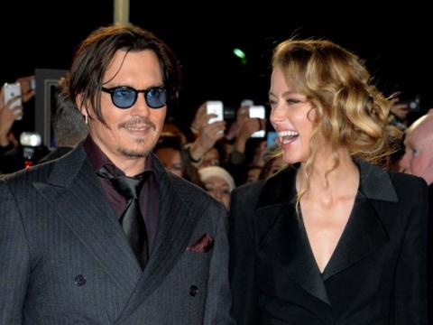 VIDEO : Vido : Johnny Depp vu avec sa compagne Amber Heard  Londres