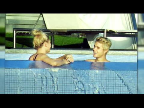 VIDEO : Justin Bieber 'Just Friends' With Hailey Baldwin and Kendall Jenner