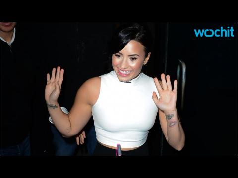 VIDEO : Demi Lovato Replaces 