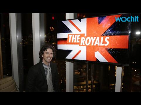 VIDEO : The Royals Recap: The Queen Is Having an Affair, Prince Liam Ends His Love Triangle