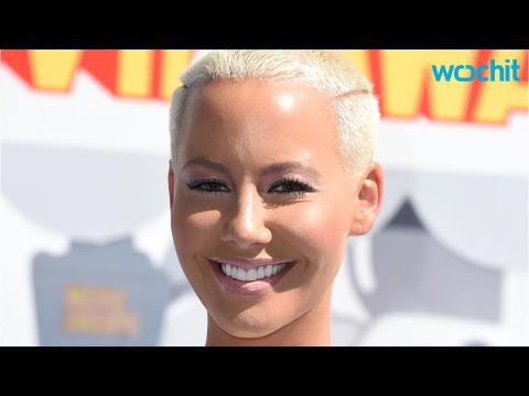 VIDEO : Amber Rose Says No to Dating, But Yes to More Booty Selfies