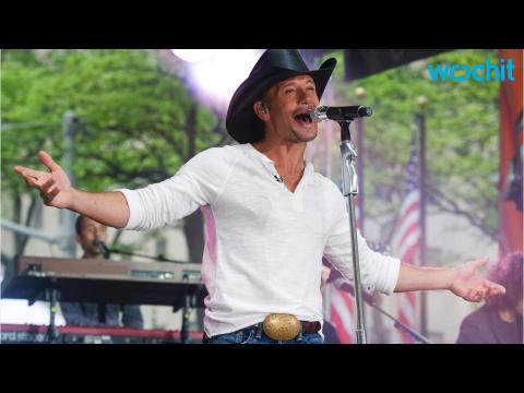 VIDEO : Tim McGraw to Perform Benefit Show for Sandy Hook Promise