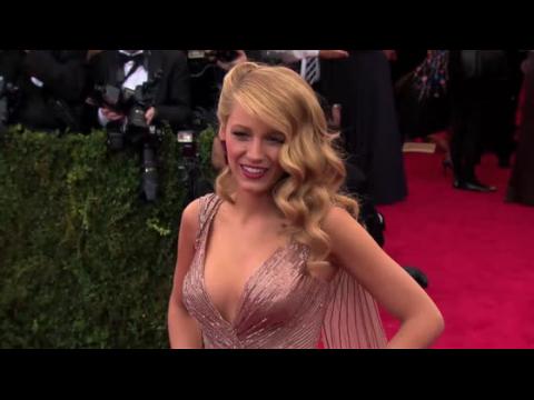 VIDEO : Blake Lively Says Breast-Feeding is a Full-Time Job