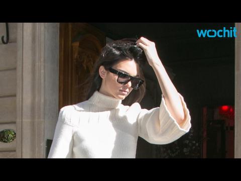 VIDEO : Kendall Jenner Flaunts Her Abs at Cannes Film Festival