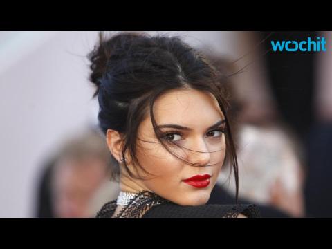 VIDEO : Kendall Jenner Gets a Boob Lift at Cannes