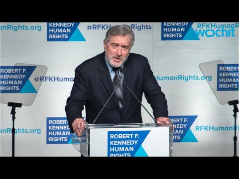 VIDEO : Robert De Niro Gives Blunt Commencement Speech at NYU