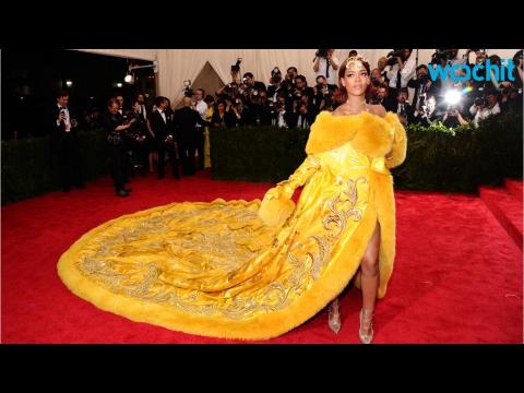 VIDEO : The Internet Went in on Rihanna's Met Gala Dress Last Night