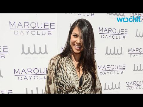 VIDEO : Kourtney Kardashian Talks Post-Baby Weight Loss: I Try Not to ''Too Much Pressure on Myself'
