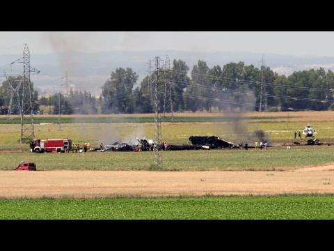 Un airbus A 400 M s'écrase près de Séville... Smum0v-L