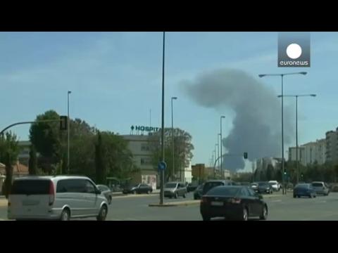 Un airbus A 400 M s'écrase près de Séville... Smumvf-L