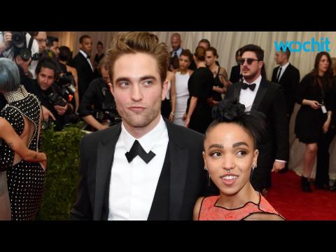 VIDEO : FKA Twigs Flaunts Abs With Robert Pattinson During Gym Date
