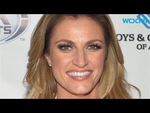 VIDEO : Erin Andrews Insists She Didn't Roll Her Eyes During Noah Galloway's Marriage Proposal on Da