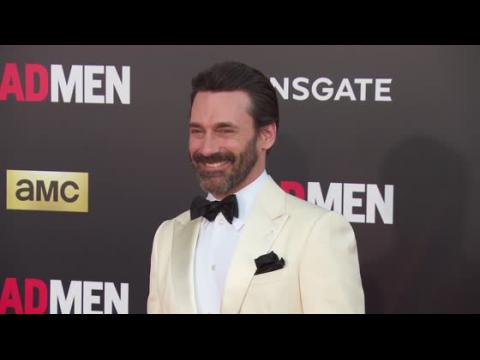 VIDEO : Unlike Mad Men, Our Love For #MCM Jon Hamm Will Never End