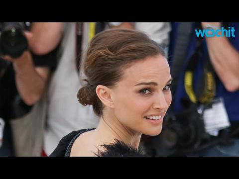 VIDEO : Natalie Portman Wears See-Through Dress at Cannes Photo Call