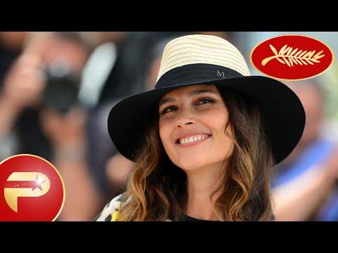VIDEO : Cannes 2015 - Virginie Ledoyen tincelante au photocall  du film 