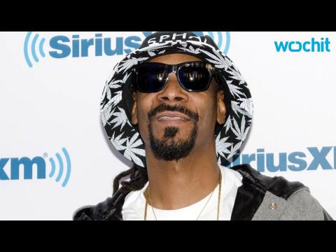 VIDEO : Snoop Dogg Smoked Weed At The White House