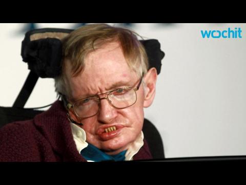 VIDEO : Stephen Hawking Says Zayn Malik Could Still Be a Member of One Direction in Another Universe