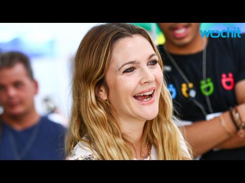 VIDEO : Drew Barrymore Dishes on Daughter Frankie's 1st Birthday, Looks Sweeter Than Ever While Gush