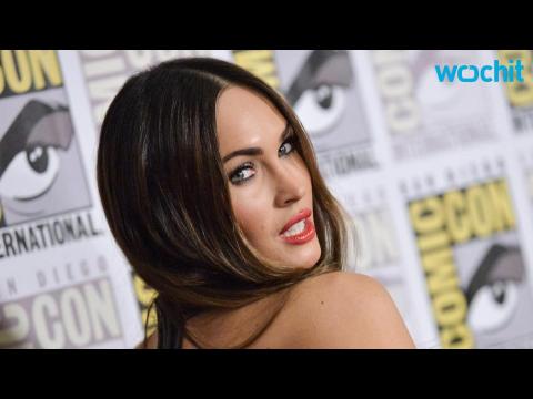 VIDEO : Megan Fox Wears '80s-Style Blond Wig and Glasses on TMNT 2 Set, Is Almost Unrecognizable