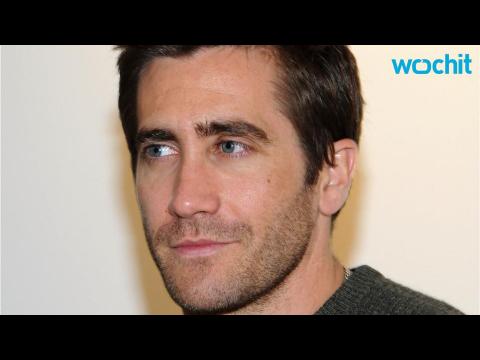 VIDEO : Fun Fact: Jake Gyllenhaal Is Insanely Good at Jumping Rope