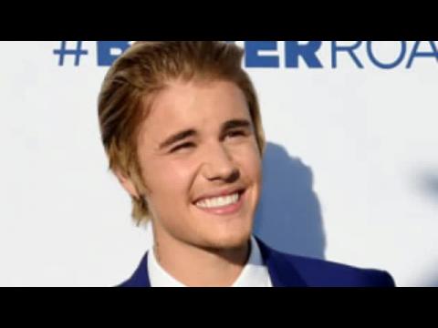 VIDEO : Justin Bieber s'invite  un bal de promo et cre l'meute