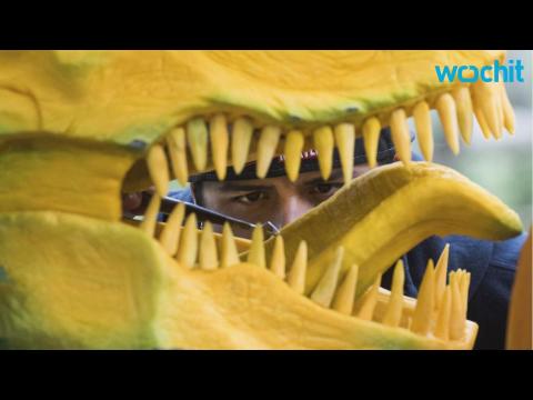 VIDEO : Original T-Rex is Back for 'Jurassic World' (Plus, Jeff Goldblum....)