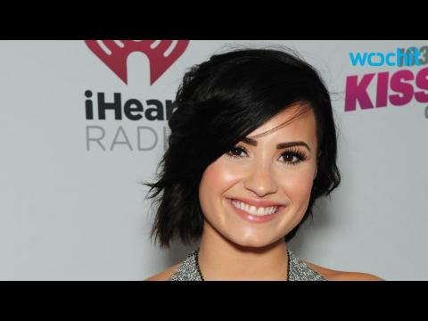 VIDEO : Demi Lovato Describes a Super Uncomfortable Encounter With Her Gynecologist