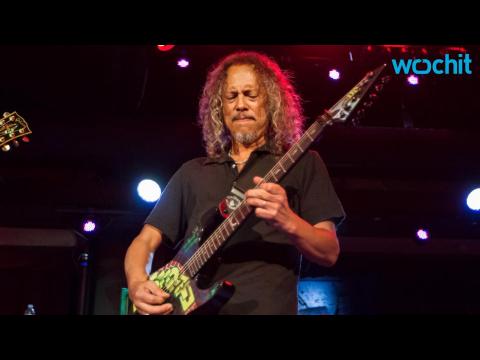VIDEO : Metallica Guitarist Kirk Hammett Loses iPhone With 250 Guitar Riffs