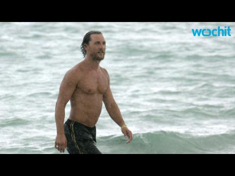 VIDEO : Matthew McConaughey Says He Hasn't Lifted Weights in 4 Years