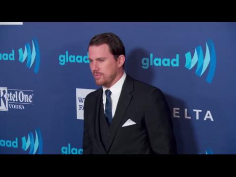 VIDEO : Channing Tatum Uses Social Media to Find Lost Bag