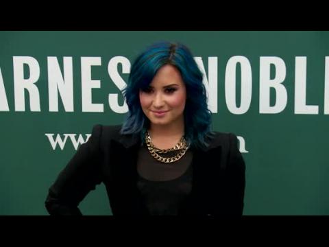 VIDEO : Demi Lovato Responds To Enraged Tattoo Artist