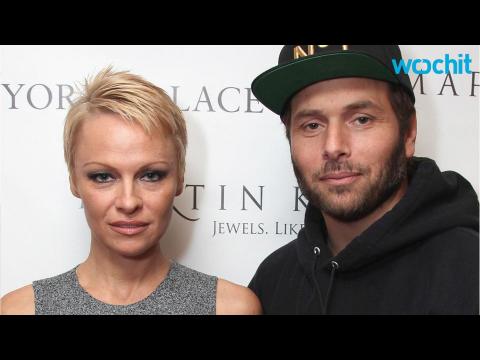 VIDEO : Pamela Anderson Granted Divorce