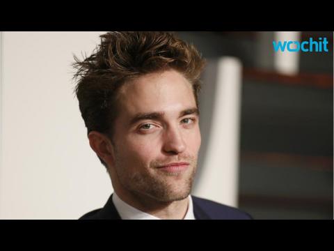 VIDEO : Robert Pattinson Is Doing Everything He Can to Make Fiance FKA Twigs ''Comfortable'' as Wed