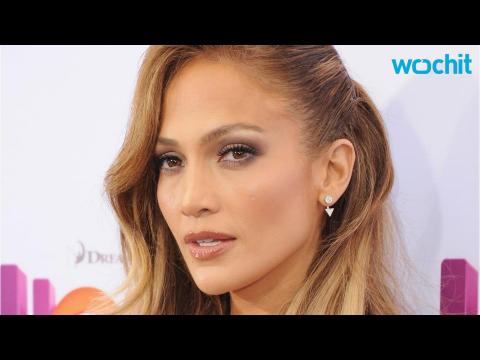 VIDEO : Jennifer Lopez's Makeup Artist Explains Why You Shouldn't Be Afraid of Blue Eye Shadow