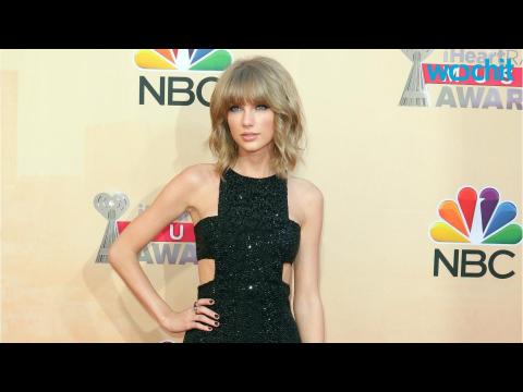VIDEO : Singer Taylor Swift Says Mother Has Cancer, Urges Screening