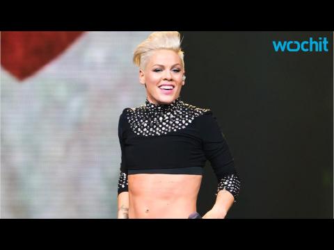 VIDEO : Pink Won't Be Bullied Lashes Out at Body-Shamers