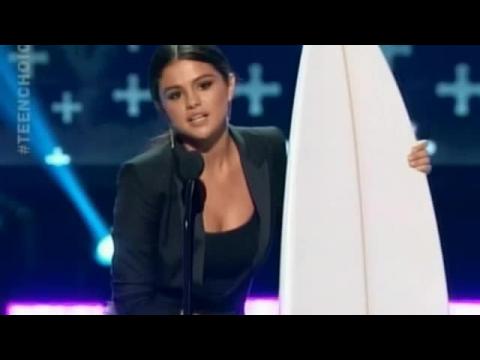 VIDEO : Top People du 11 août : Selena Gomez, Benjamin Castaldi, Danny Murphy...