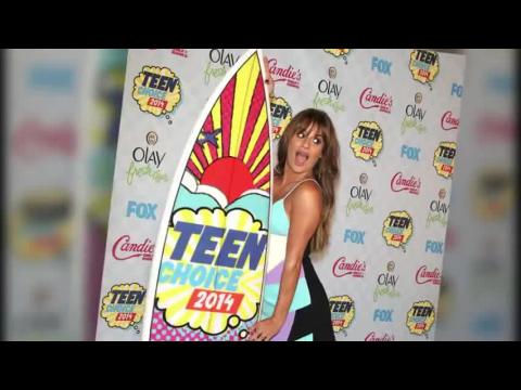 VIDEO : Lea Michelle remporte la rcompense de la meilleure actrice de comdie aux Teen Choice Award