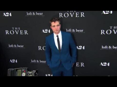 VIDEO : Robert Pattinson Is Off The Market
