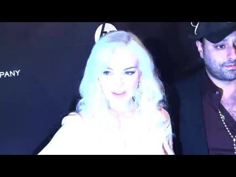 VIDEO : Lindsay Lohan Accused of Stealing? Again