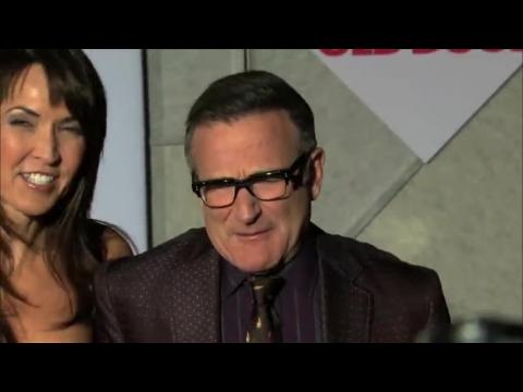 VIDEO : Robin Williams' VMAs Tribute Criticized