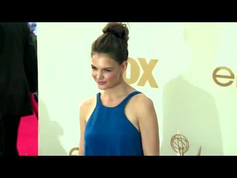 VIDEO : Katie Holmes Doesn't Blame Tom Cruise For Acting Lull
