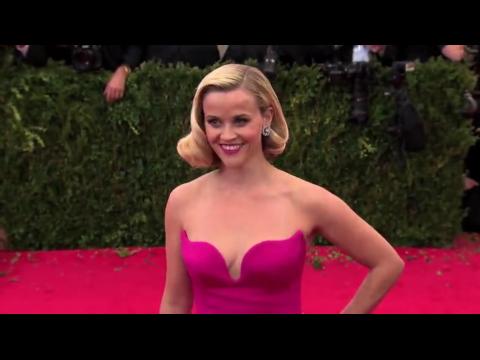 VIDEO : Reese Witherspoon revela tener 