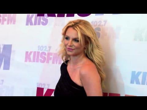VIDEO : Britney Spears amenaza a estrella de porno