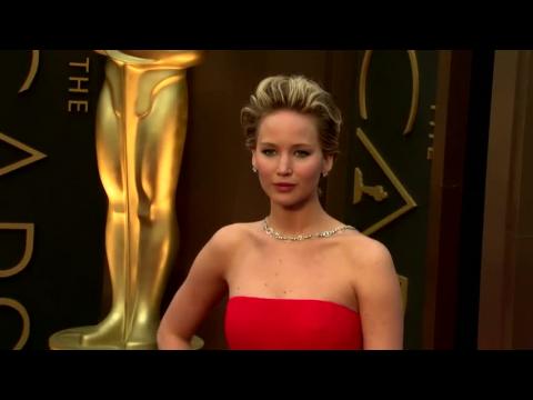 VIDEO : Jennifer Lawrence responde a la revelacin de fotos nudistas