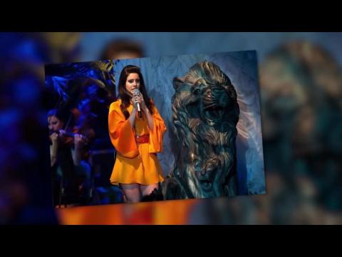 VIDEO : Lana Del Rey cancela sus conciertos europeos por razones de salud