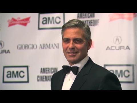 VIDEO : George Clooney and Guests Arrive in Italy For Big Wedding