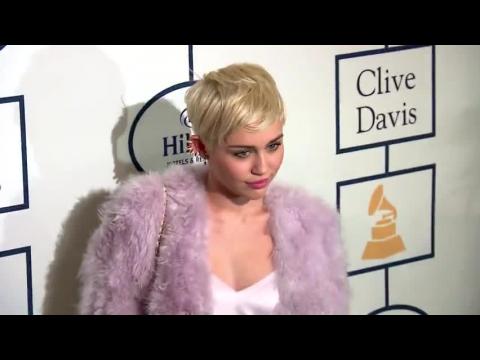 VIDEO : Miley Cyrus Doesn't Mind if She's Called 'Crazy'